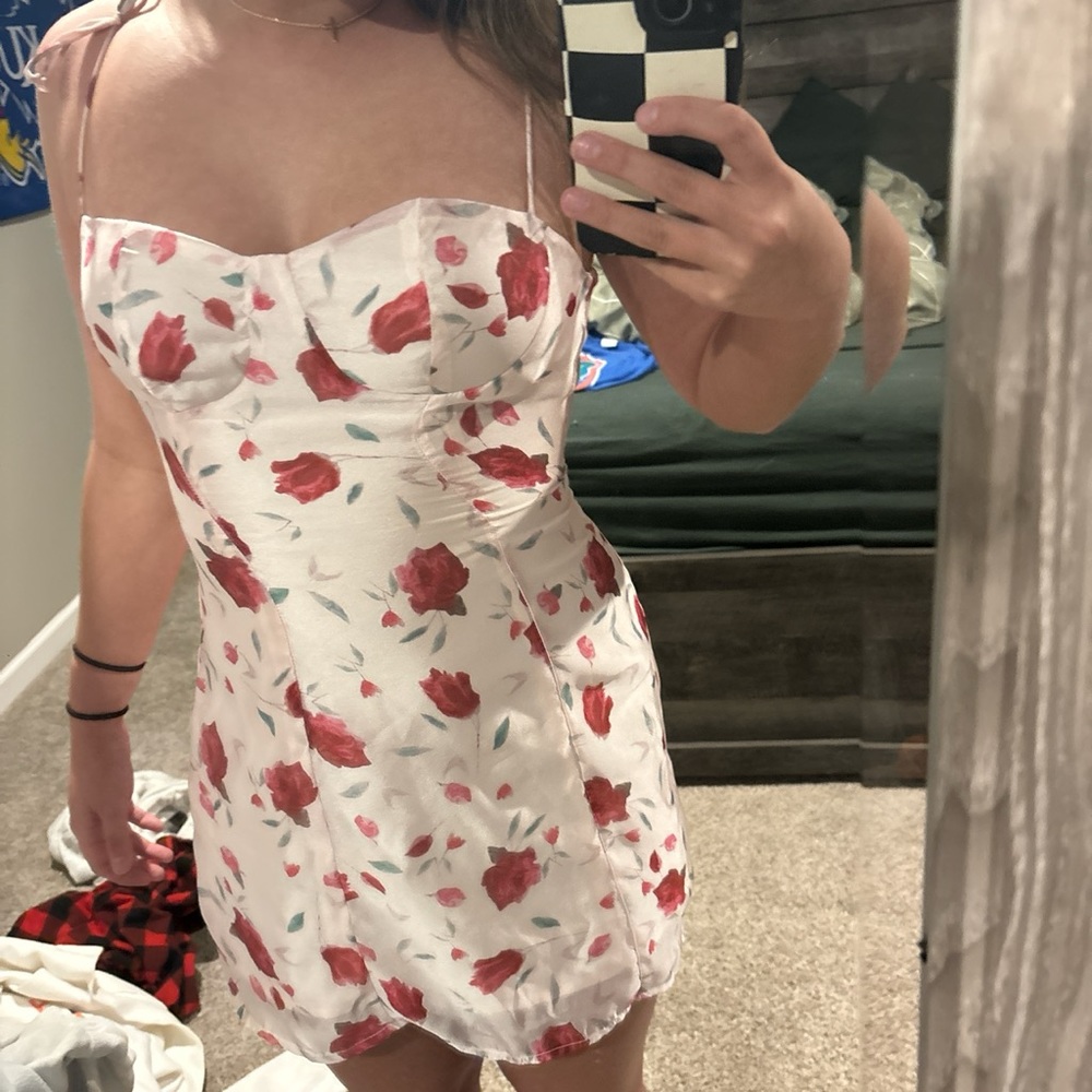 beginning boutique floral dress